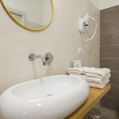 B&B Torre Dei Monaci